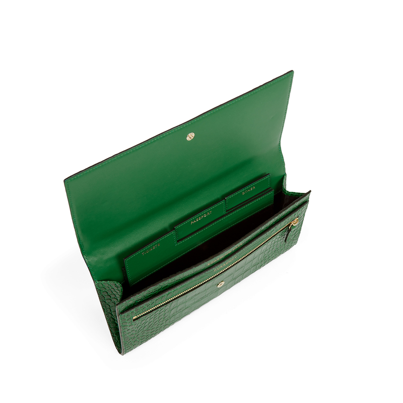 Marshall Travel Wallet in Mara