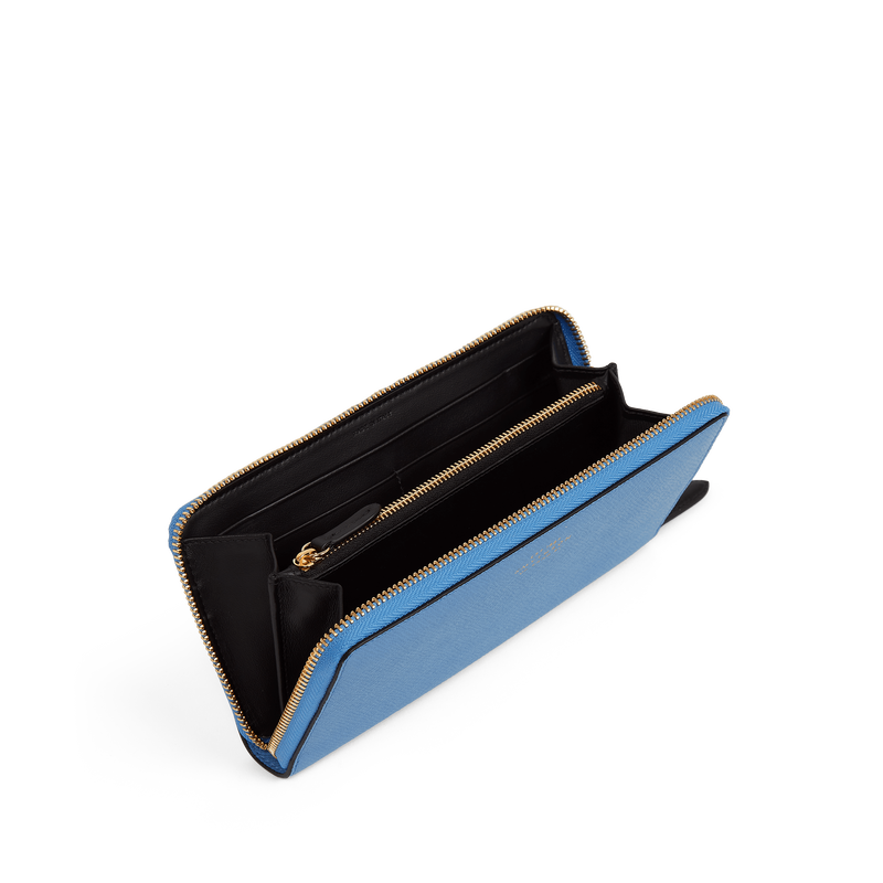 Large Zip Around Purse in Panama