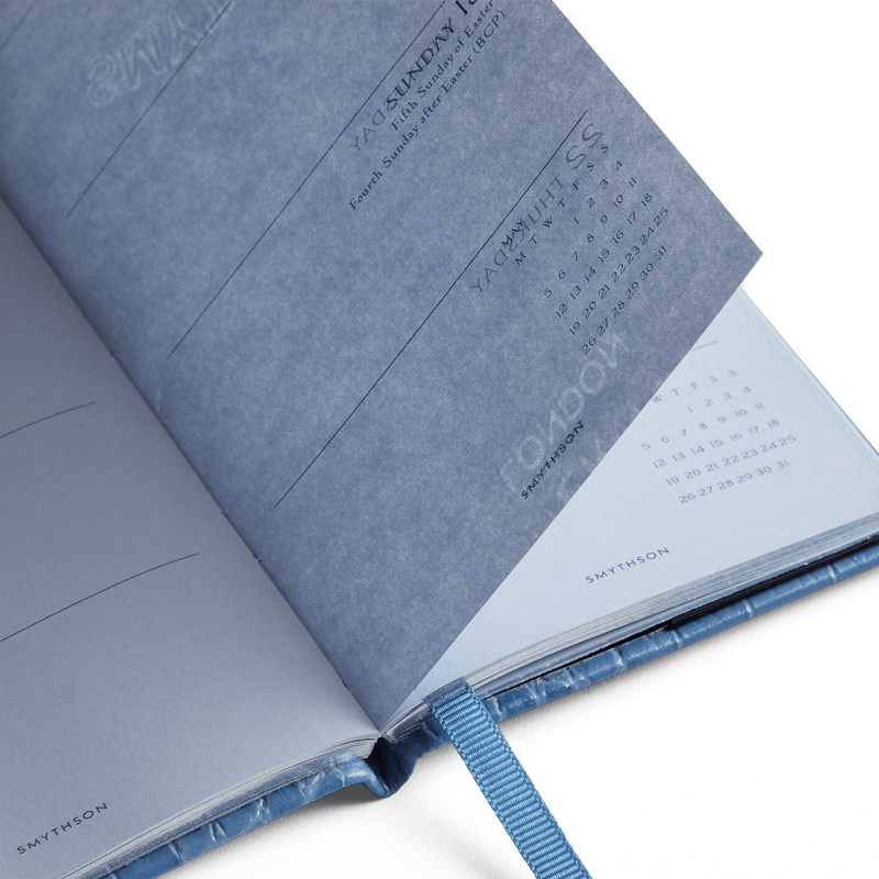 Agenda Panama 2025 con layout settimanale e chiusura scorrevole in Mara