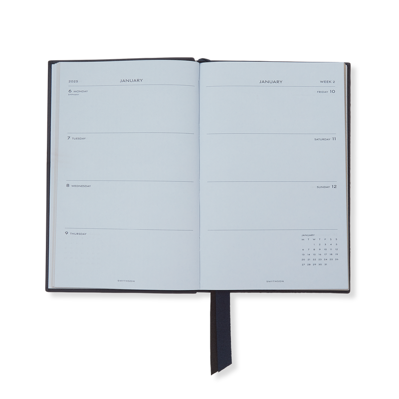 2025 Chelsea Weekly Diary in Panama