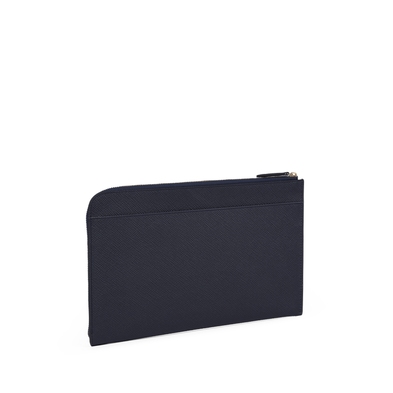 Slim Pouch in Panama