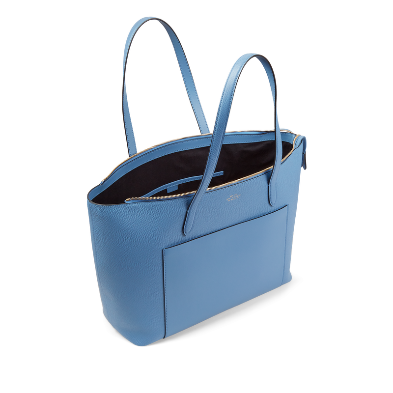 East West Tote Bag with Zip in Panama
