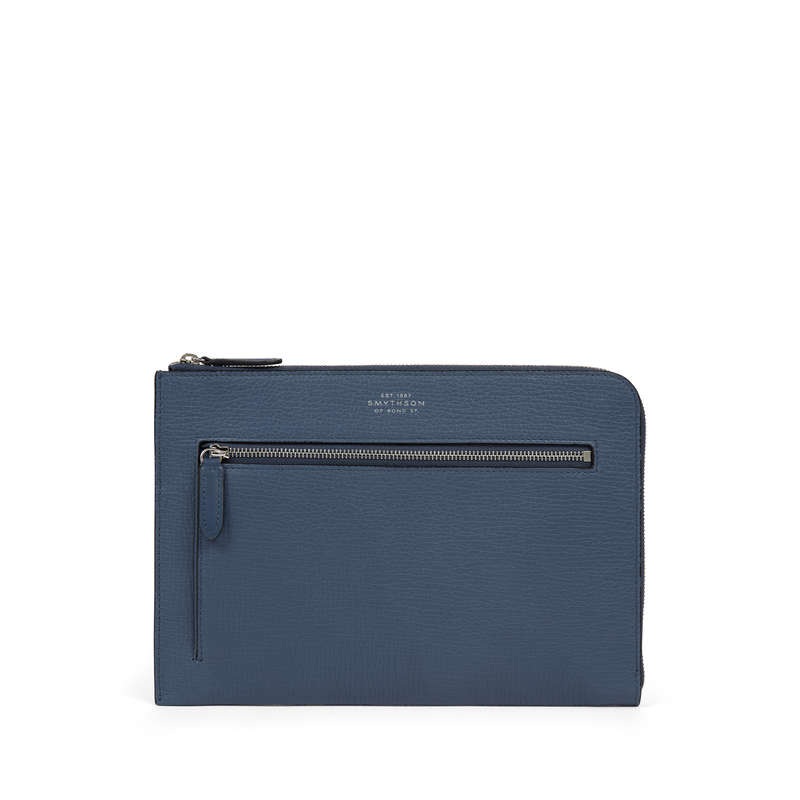 Flat Travel Organizer Pouch in Ludlow