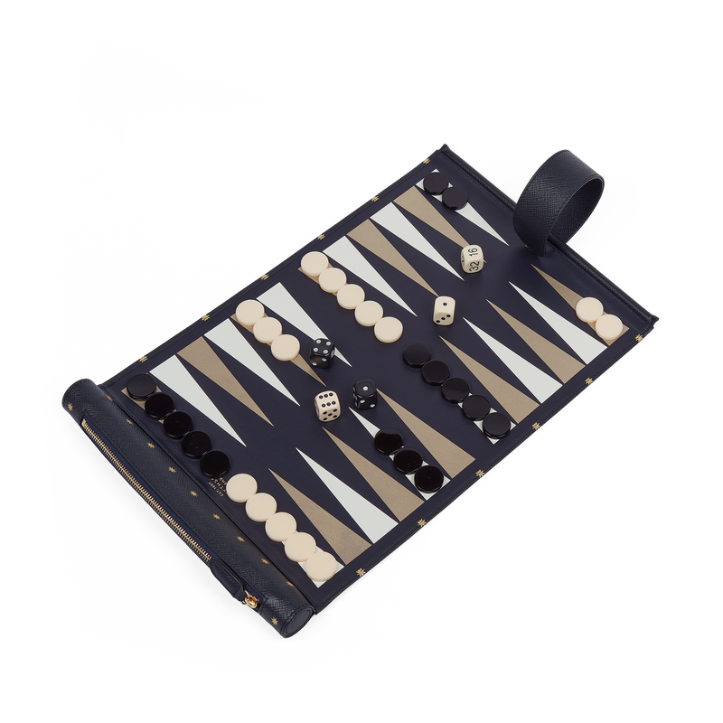 Backgammon Roll in Panama