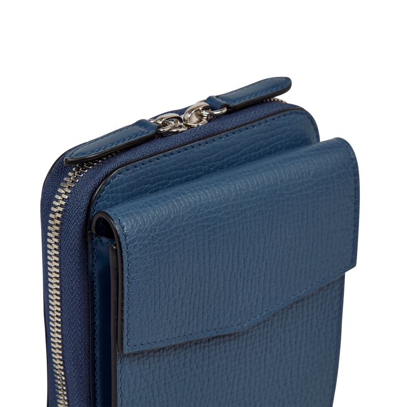 Crossbody Pouch in Ludlow
