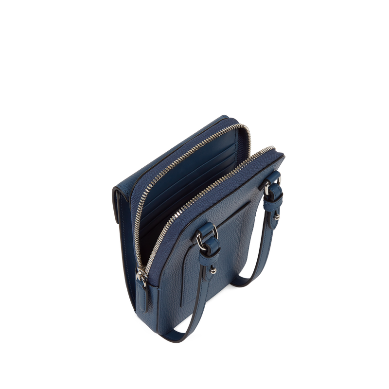Crossbody Pouch in Ludlow
