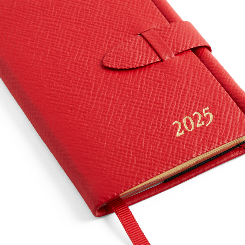 2025 Wafer Weekly Diary with Pencil in Panama