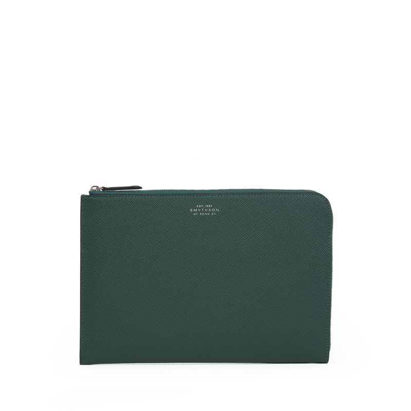 Slim Pouch in Panama