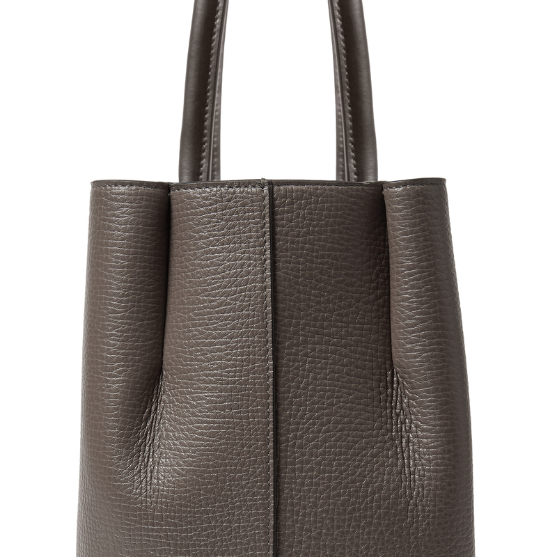 Day Tote with Zip  in Ludlow