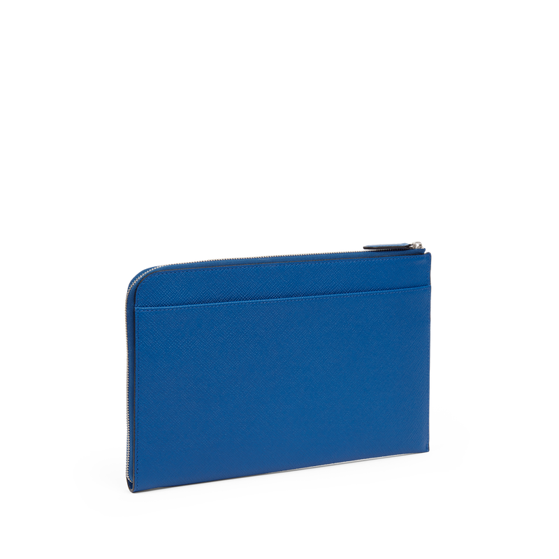 Slim Pouch in Panama