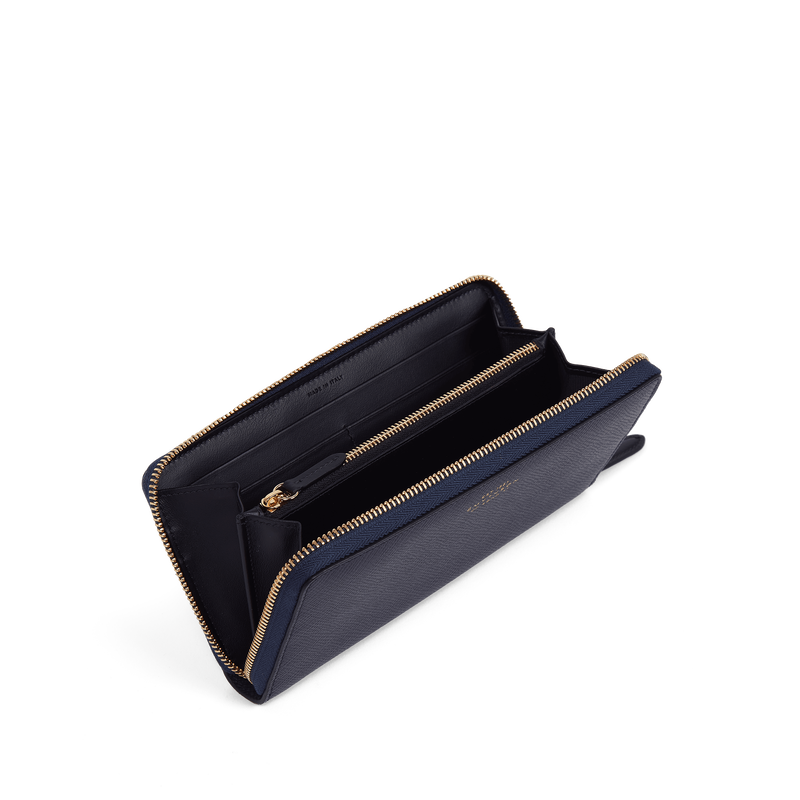 Large Zip Around Purse in Panama