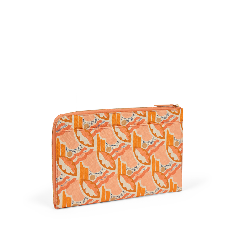 Slim Pouch in Panama
