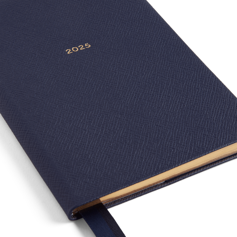 2025 Soho Weekly Diary in Panama