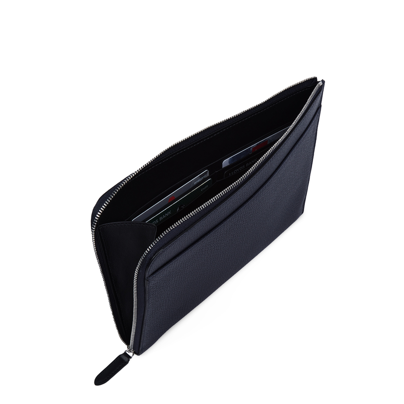 Flat Travel Organizer Pouch in Ludlow