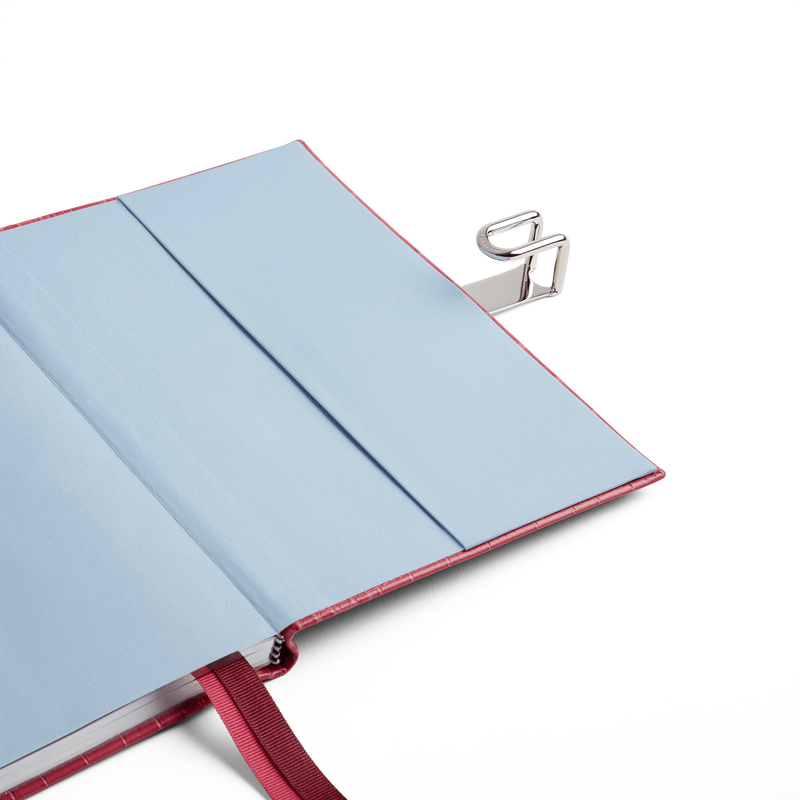 Smythson Agenda Soho 2026 con layout settimanale e chiusura scorrevole in Mara