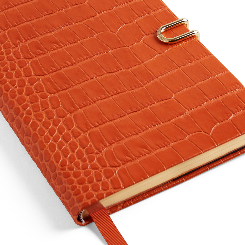 Quaderno Soho con chiusura scorrevole in Mara