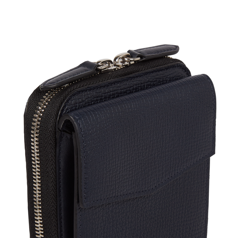 Crossbody Pouch in Ludlow