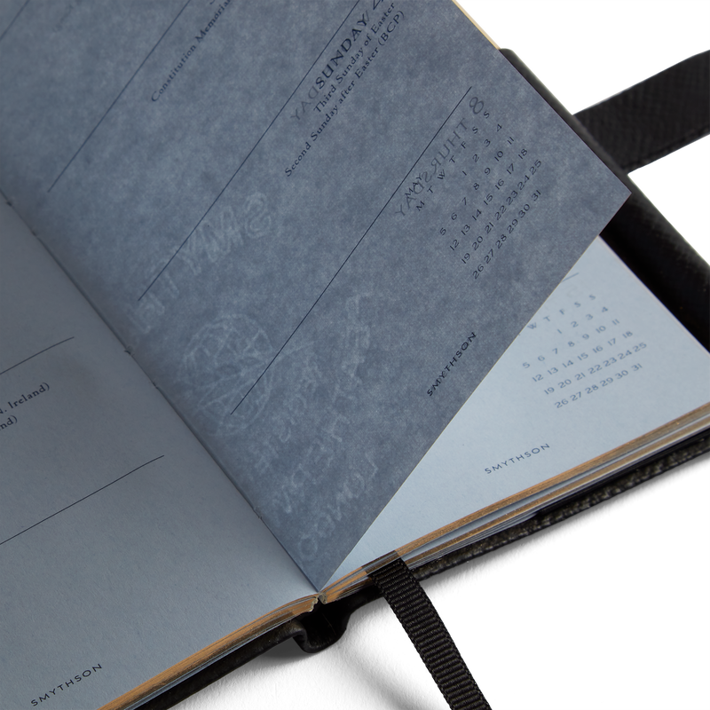 Agenda Panama 2025 con layout settimanale e matita