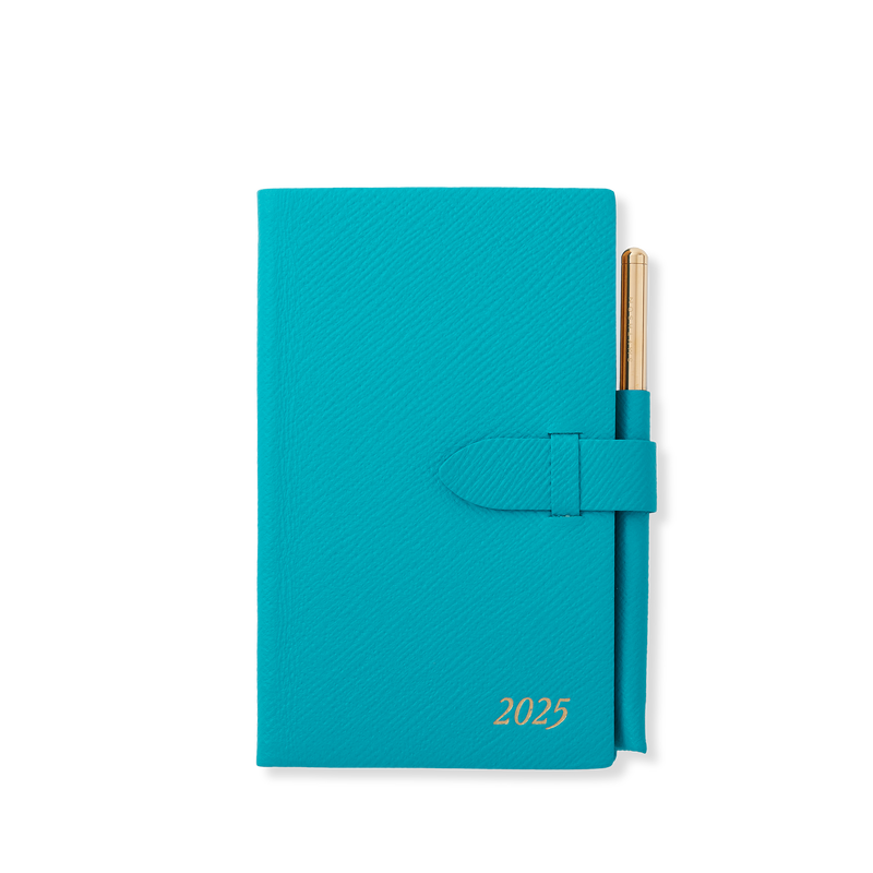 2025 Panama Weekly Agenda with Pencil 