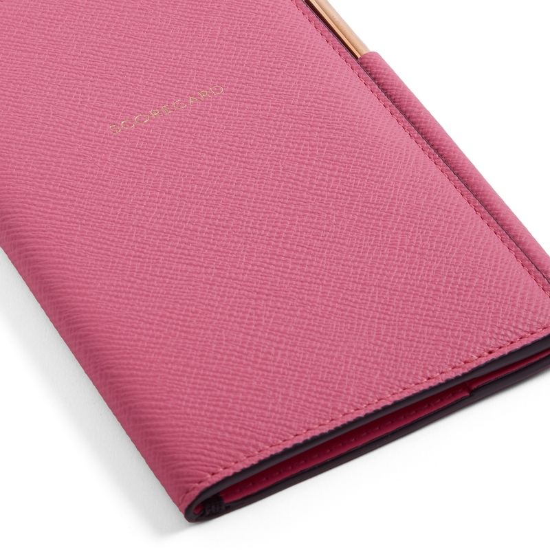 Scorecard Holder in Panama