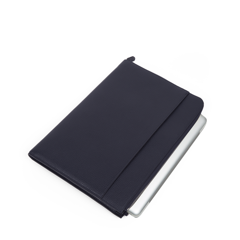 Small Laptop Case with Zip in Ludlow