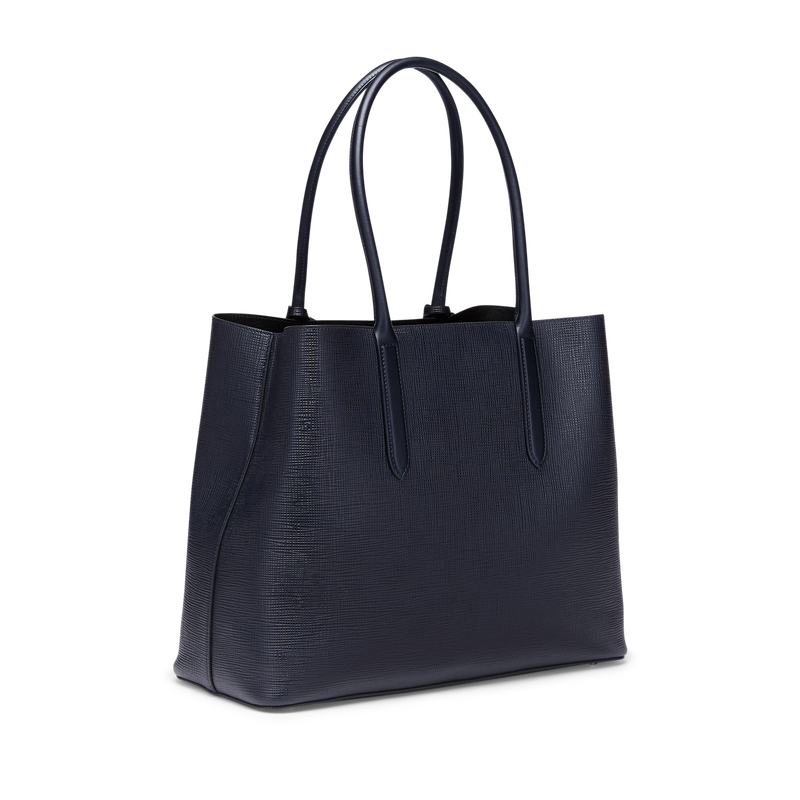 Business Bag in Panama