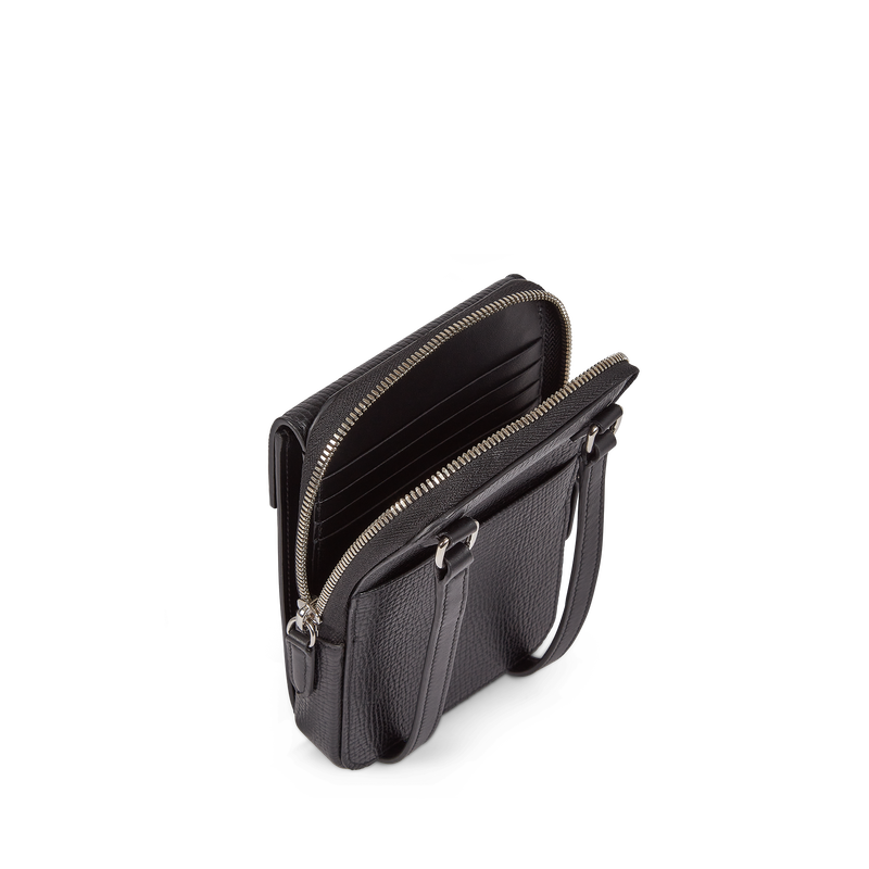 Crossbody Pouch in Ludlow