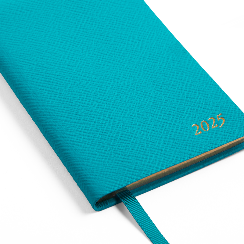 Agenda Panama 2025 con layout settimanale e tasca