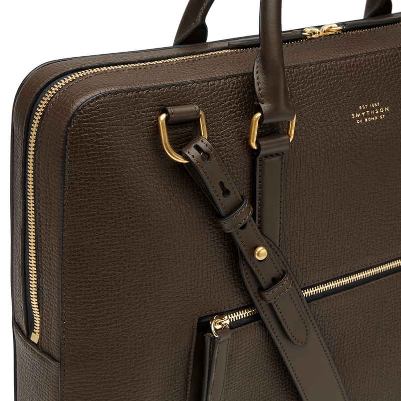 Smythson Ventiquattrore sottile con cerniera frontale in Ludlow