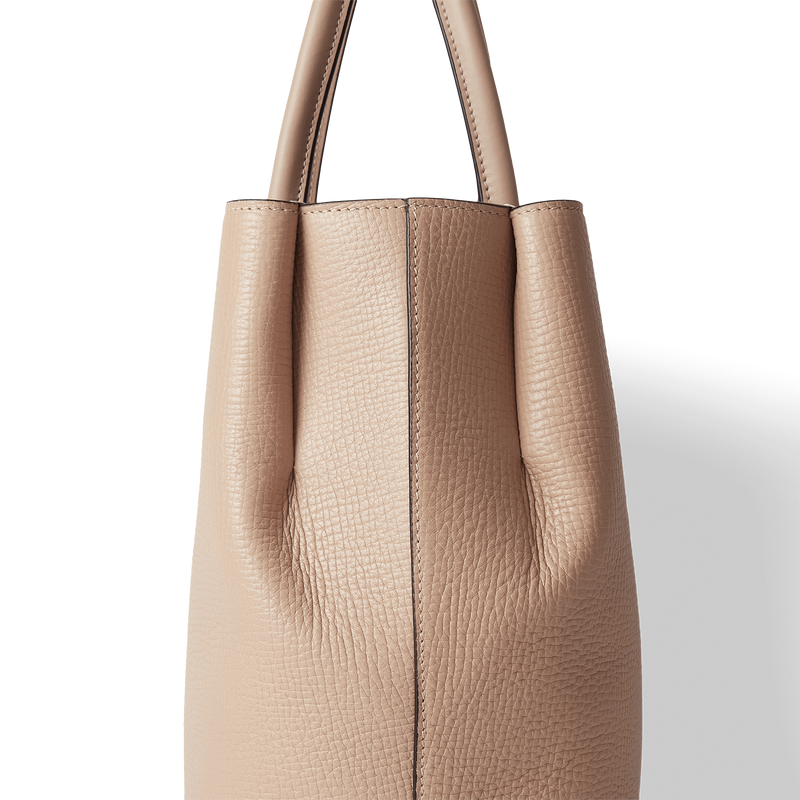 Small Day Tote with Zip  in Ludlow