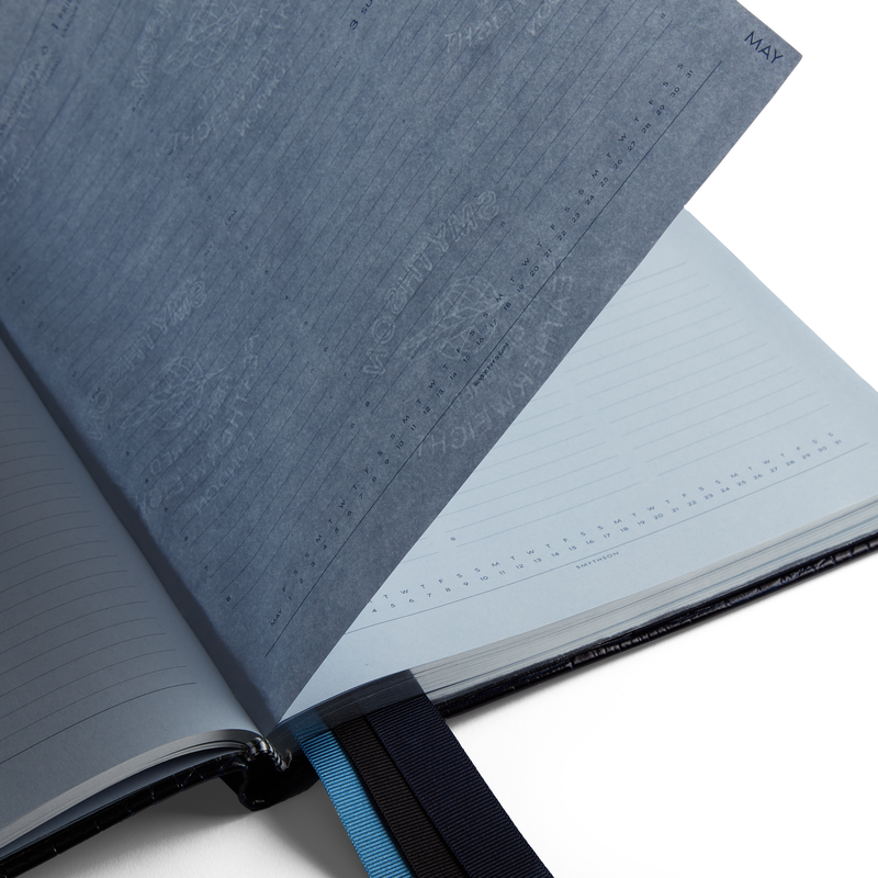 Agenda Portobello 2025-2026 con layout settimanale verticale e chiusura scorrevole in Mara